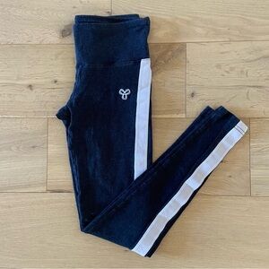 TNA Leggings in Dark Grey with White Accent